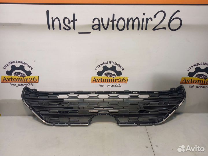 Решотка радиатора Toyota Rav 4,XA50