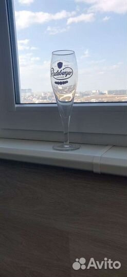 Пивные бокалы, кружки