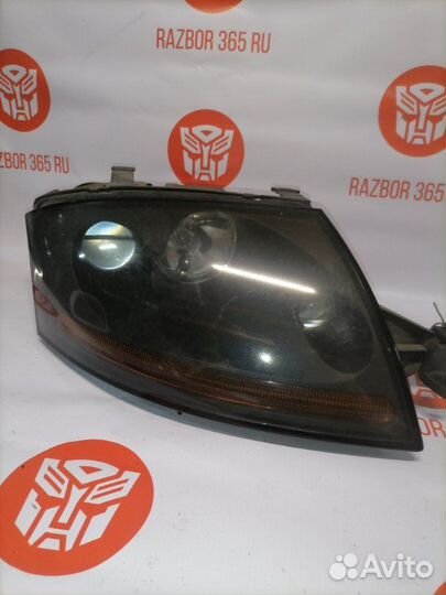 Фара ксенон передняя правая Audi Tt 8N AUQ 2002