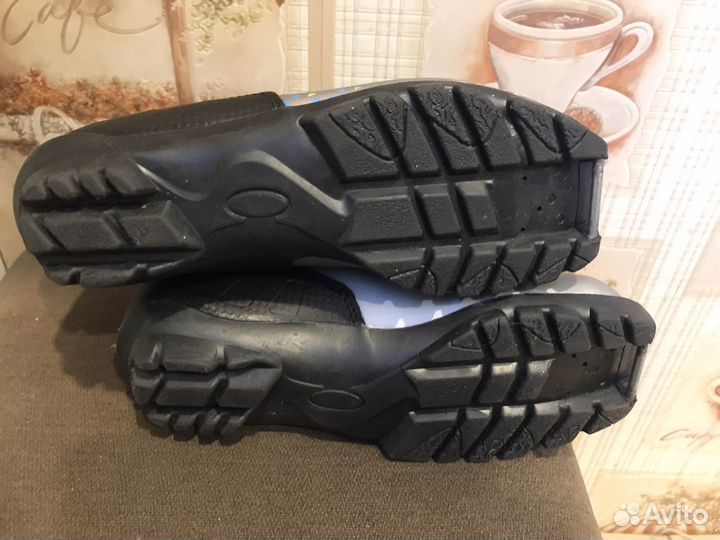 Лыжные ботинки 35 размер