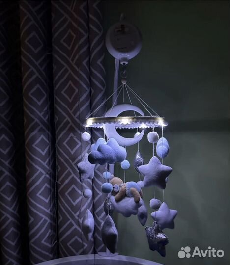 Мобиль детский для новорожденных с музыкой
