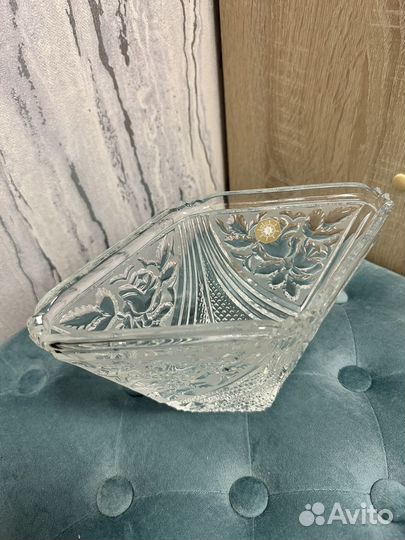 Хрустальная ваза