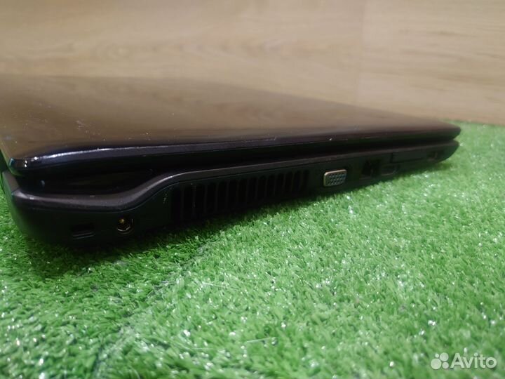 Ноутбук asus