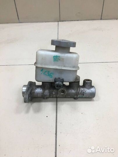 Главный тормозной цилиндр Hyundai Santa Fe