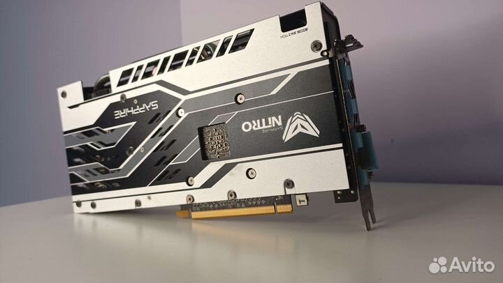Sapphire Nitro + OC rx 570 8gb