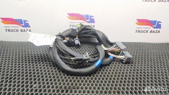 Проводка двери левой камаз 5490