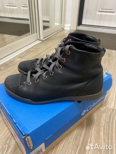 Ботинки женские 38