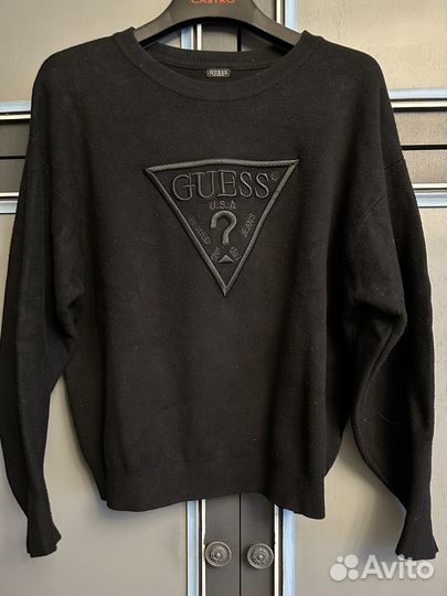 Свитер женский Guess