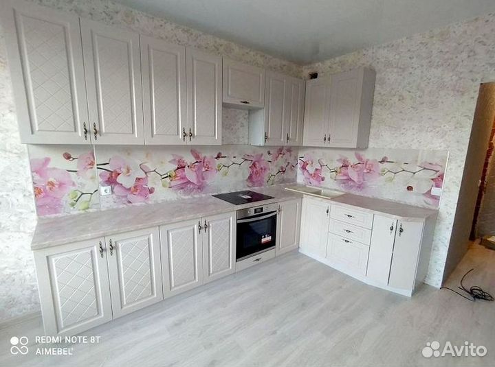 Кухня новая