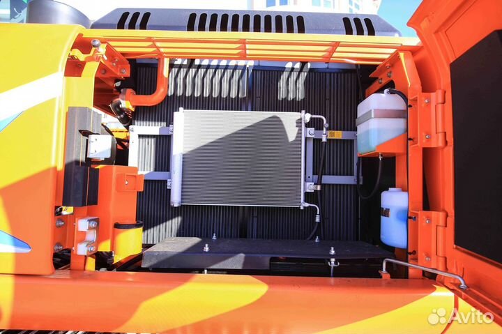 Гусеничный экскаватор Lonking CDM6135, 2023