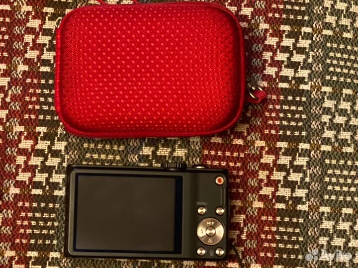 Компактный фотоаппарат Samsung Schneider-kreuznach