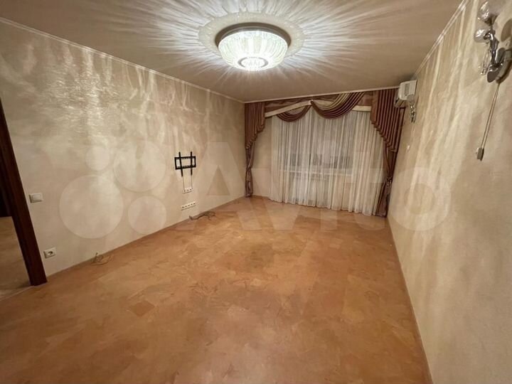 2-к. квартира, 54,4 м², 6/10 эт.