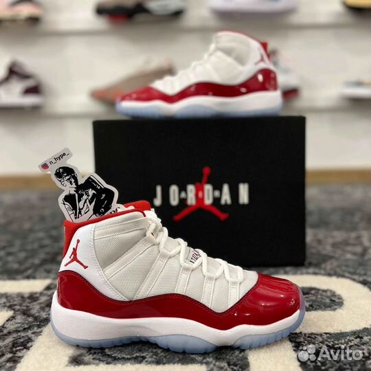 Air Jordan 11 Retro «Cherry (2022)»