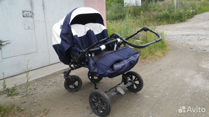 Коляска для двойни