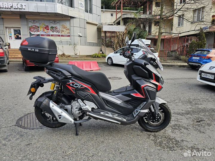 Скутер Regulmoto XDV300