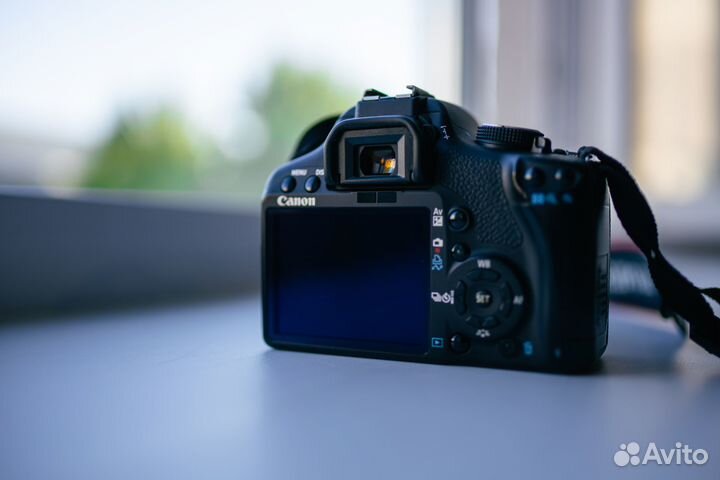 Зеркальный фотоаппарат Canon EOS 500D Kit