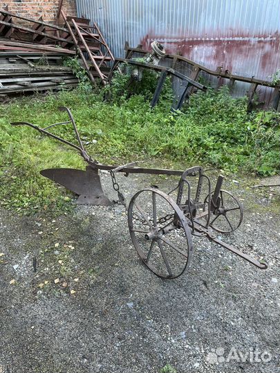 Редкий коллекционный плуг для лошади