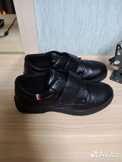 Полуботинки tommy hilfiger р.38