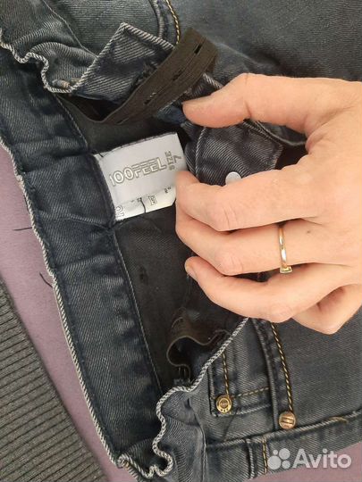 Джинсы, кофта.на мальчика