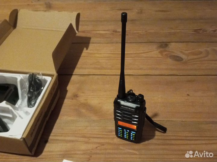 Рация baofeng A58S три диапазона баофенг сатком