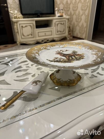 Блюдо для торта на ножке с лопаткой