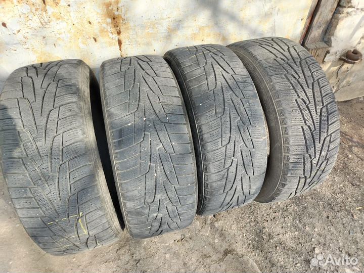 Kumho 822 Power Guard AT 215/55 R17