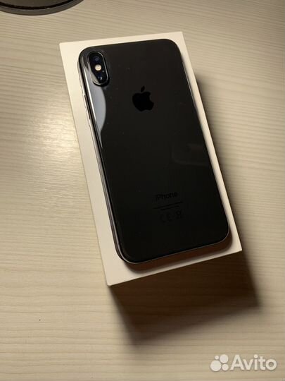 iPhone X, 64 ГБ