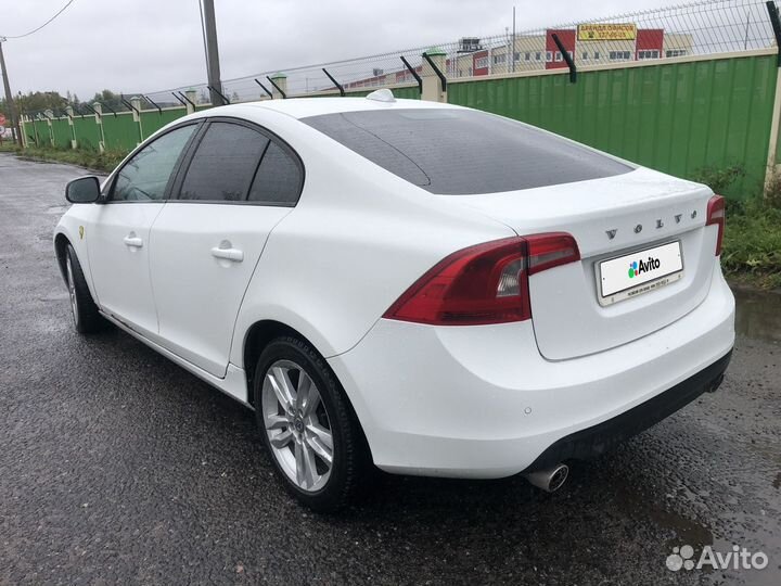 Volvo S60 1.6 AT, 2011, 170 000 км