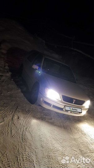 Toyota Vista Ardeo 2.0 AT, 1999, 200 000 км