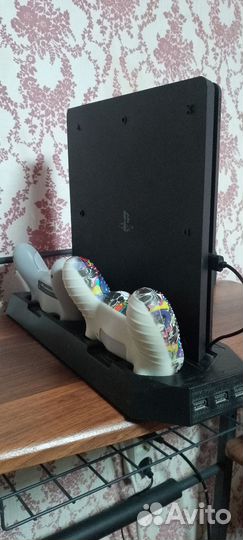 Sony PS4 slim 1tb