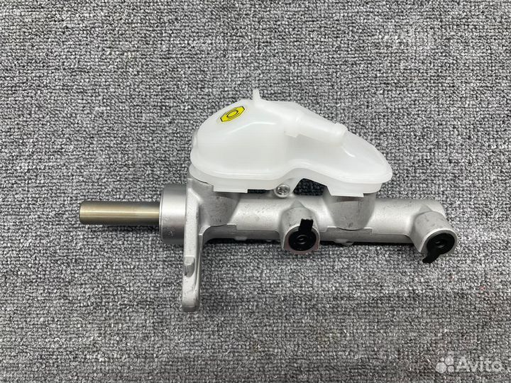 Цилиндр тормозной главный Honda CR-V левый руль