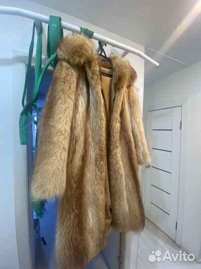 Шуба енотовая 44