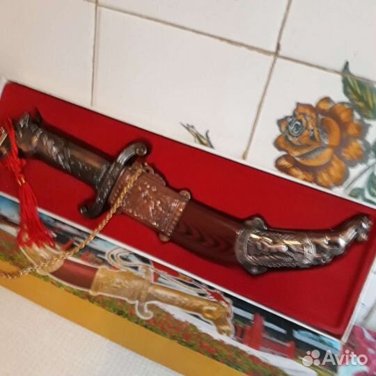 Подарочный нож сувенир