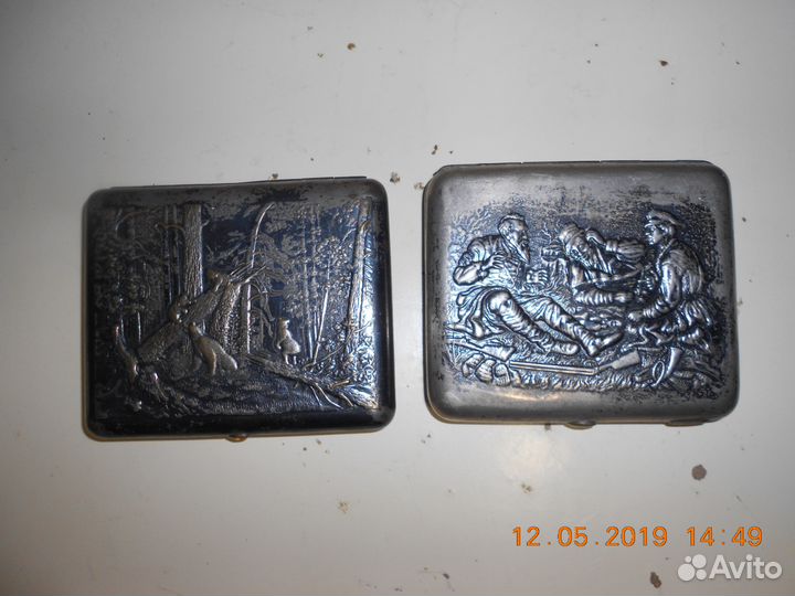 Портсигар мишки в лесу и охотники на привале СССР