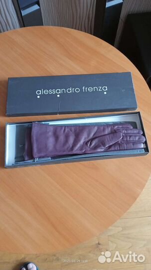 Перчатки женские кожаные новые