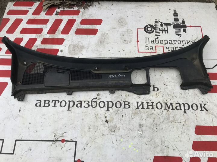 Решетка стеклооч. (планка под лобовое стекло) Land