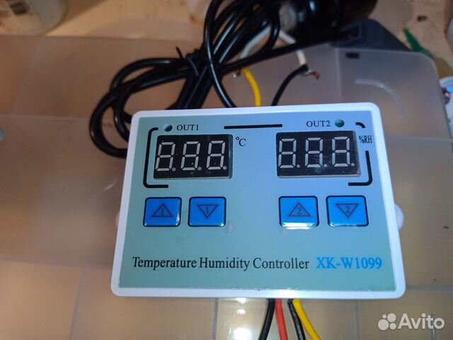 Регулятор влажности и температуры