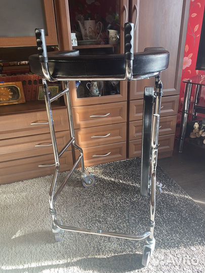 Ходунки для взрослых