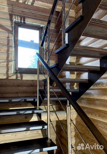 Лестница для загородного дома
