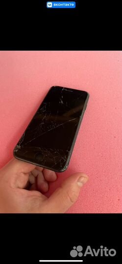 iPhone 7, 32 ГБ