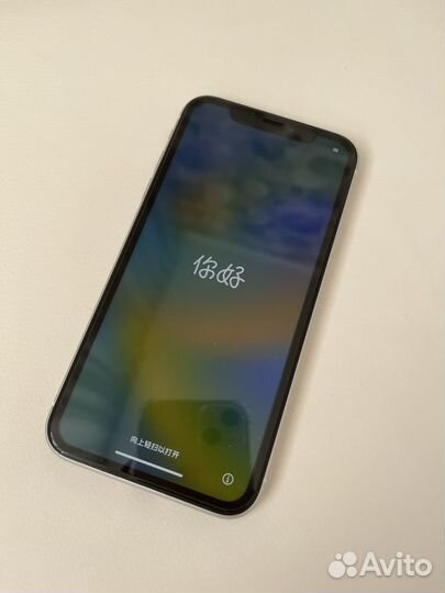 Телефон iPhone хр