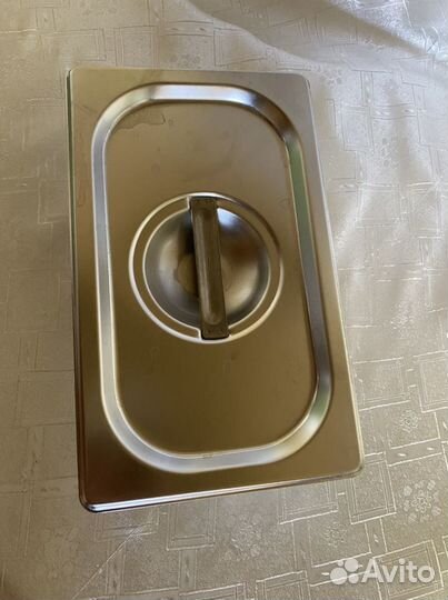 Гастроемкость с крышкой