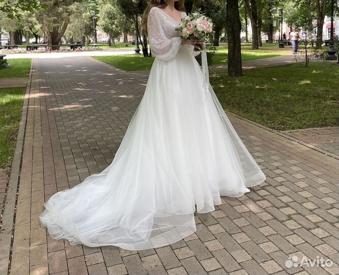 Свадебное платье