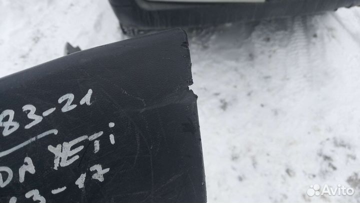 Губа переднего бампера Skoda Yeti