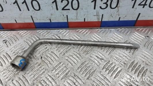 Ключ колесный toyota RAV 4 ZSA3 (1BS23VP01)