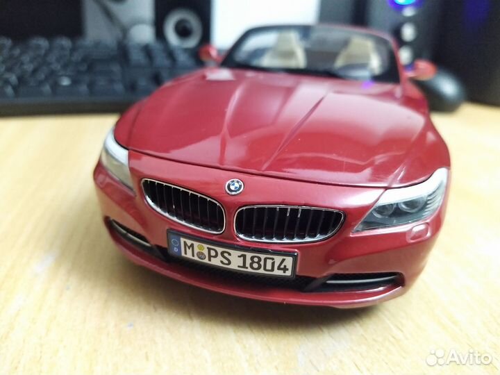 BMW Z4 e89 Kyosho 1/18