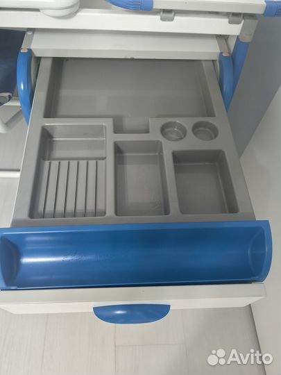 Растущий стол и стул для школьника