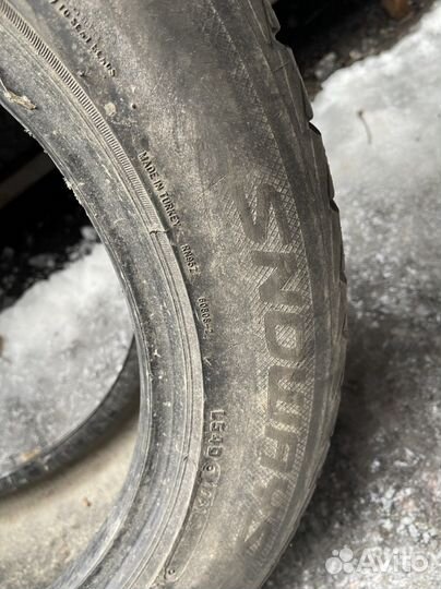 Lassa Snoways 215/55 R16 93H