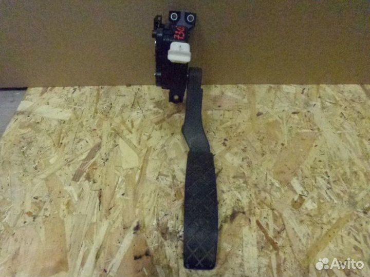 Педаль газа Volkswagen Touareg 7L BHK