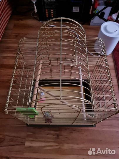 Клетка для попугаев